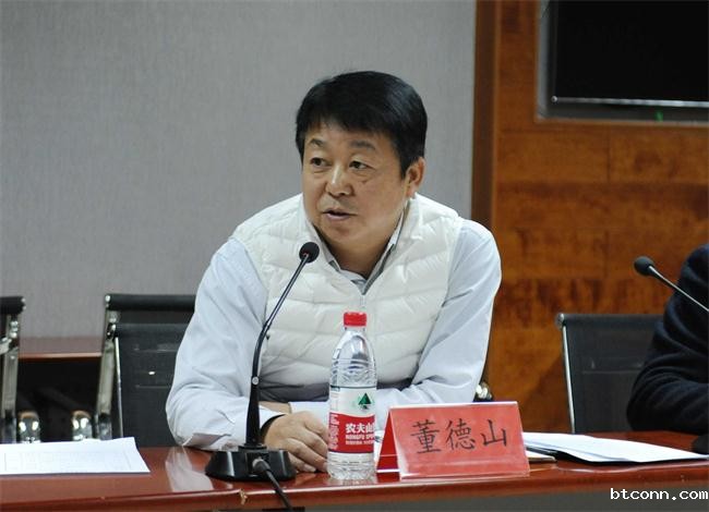 加强正向引导与规则约束 持续发挥自律与诚信委员会职能作用